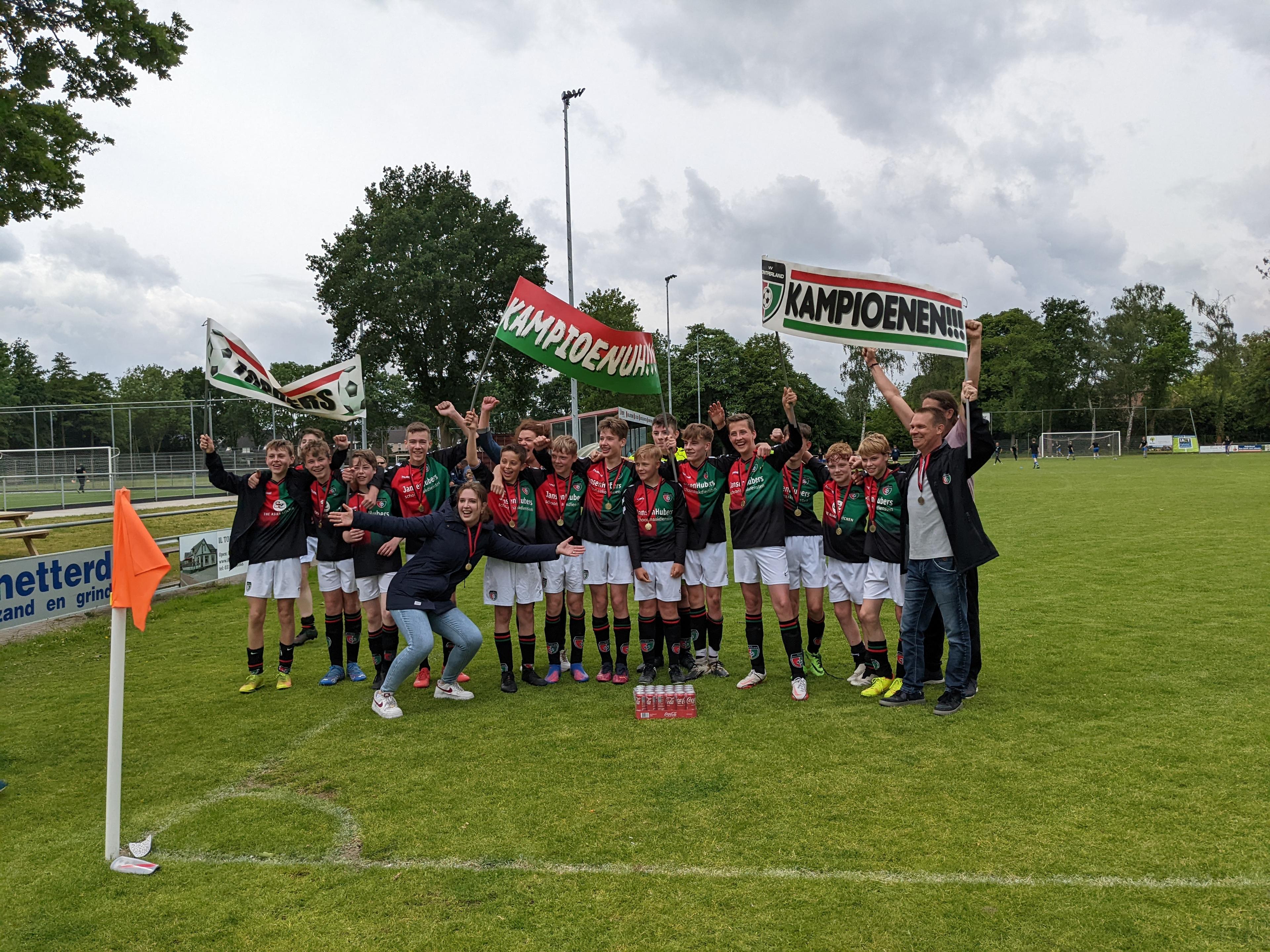 JO17-1 en JO15-2 kampioen 2021-2022!